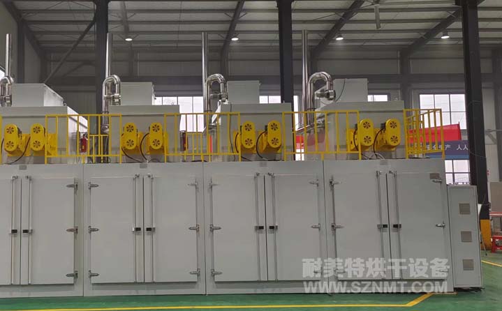 烘烤耐火材料的燃气烘箱